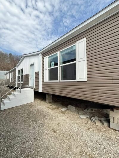 28x72 Mobile Home with Furniture